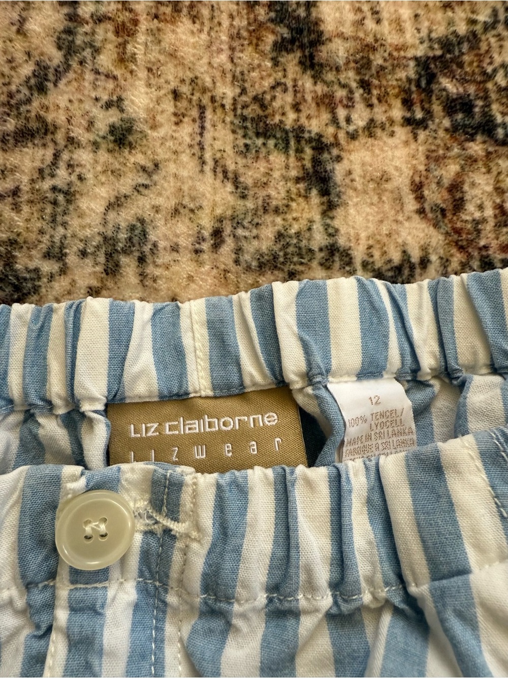 Liz Claiborne Light Blue & White Striped Cropped Pants - Picture 2 of 5